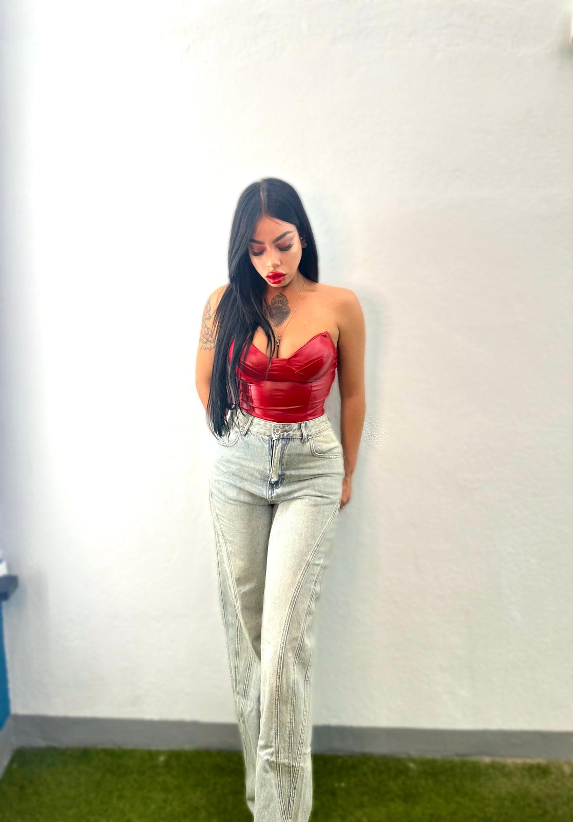 Jeans con cuciture frontali